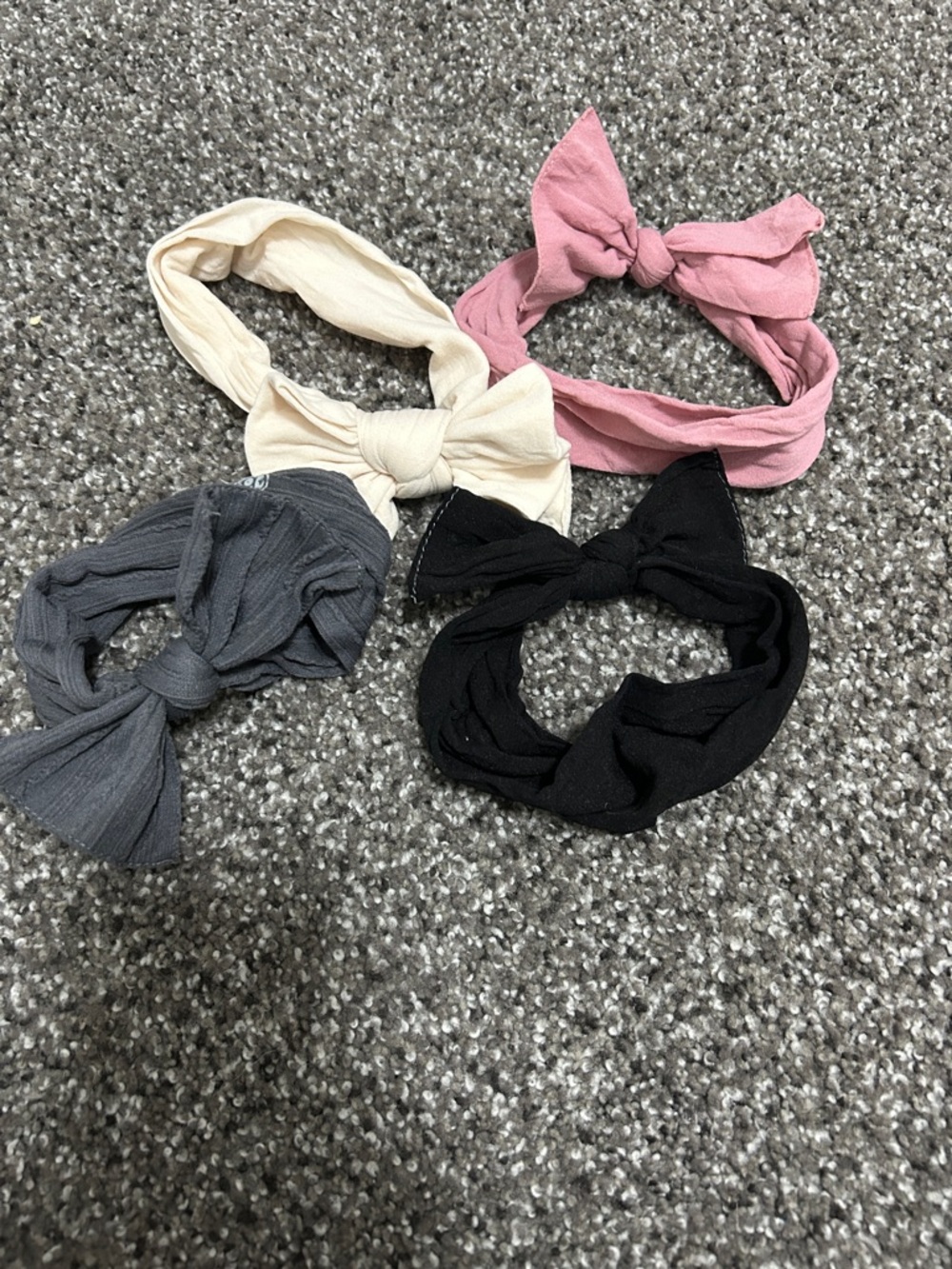 4 pack Baby Bling'Bow Headband Set in Pink, Cream, Gray & Black